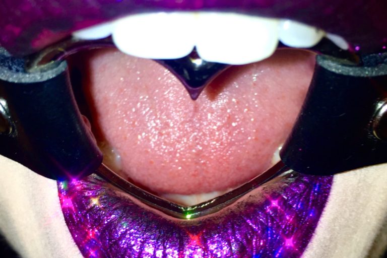 heart-shaped-mouth-gag-with-purple-lipstick-fetis-2021-12-29-11-55-29-utc